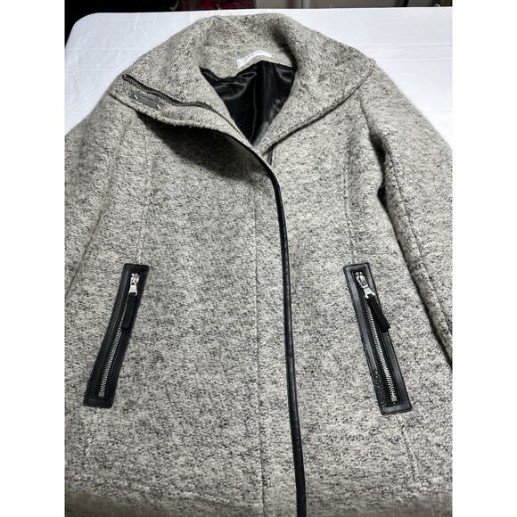 Calvin Klein Wool Blend Faux Leather Trim Bouclé Asymmetrical Coat Gray Small - Picture 4 of 16